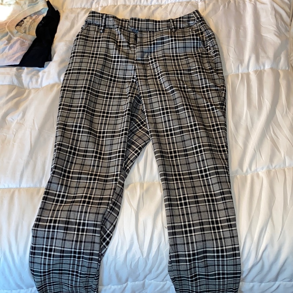 Hot Topic high waisted Plaid trouser pants
